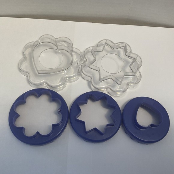 Tupperware Nesting Cookie Cutters Set in Blue Clear - A 5-Piece Collection - Picture 3 of 4